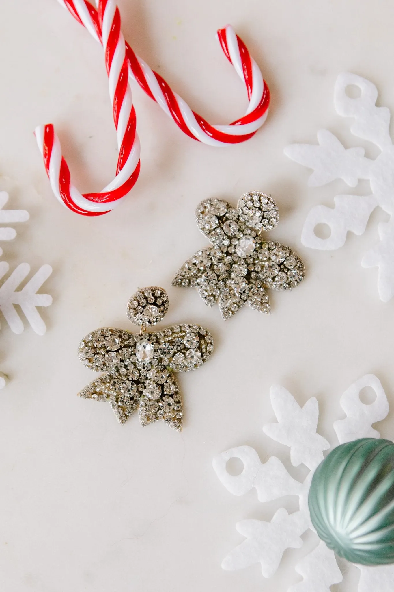 Glistening Silver Bows Earrings