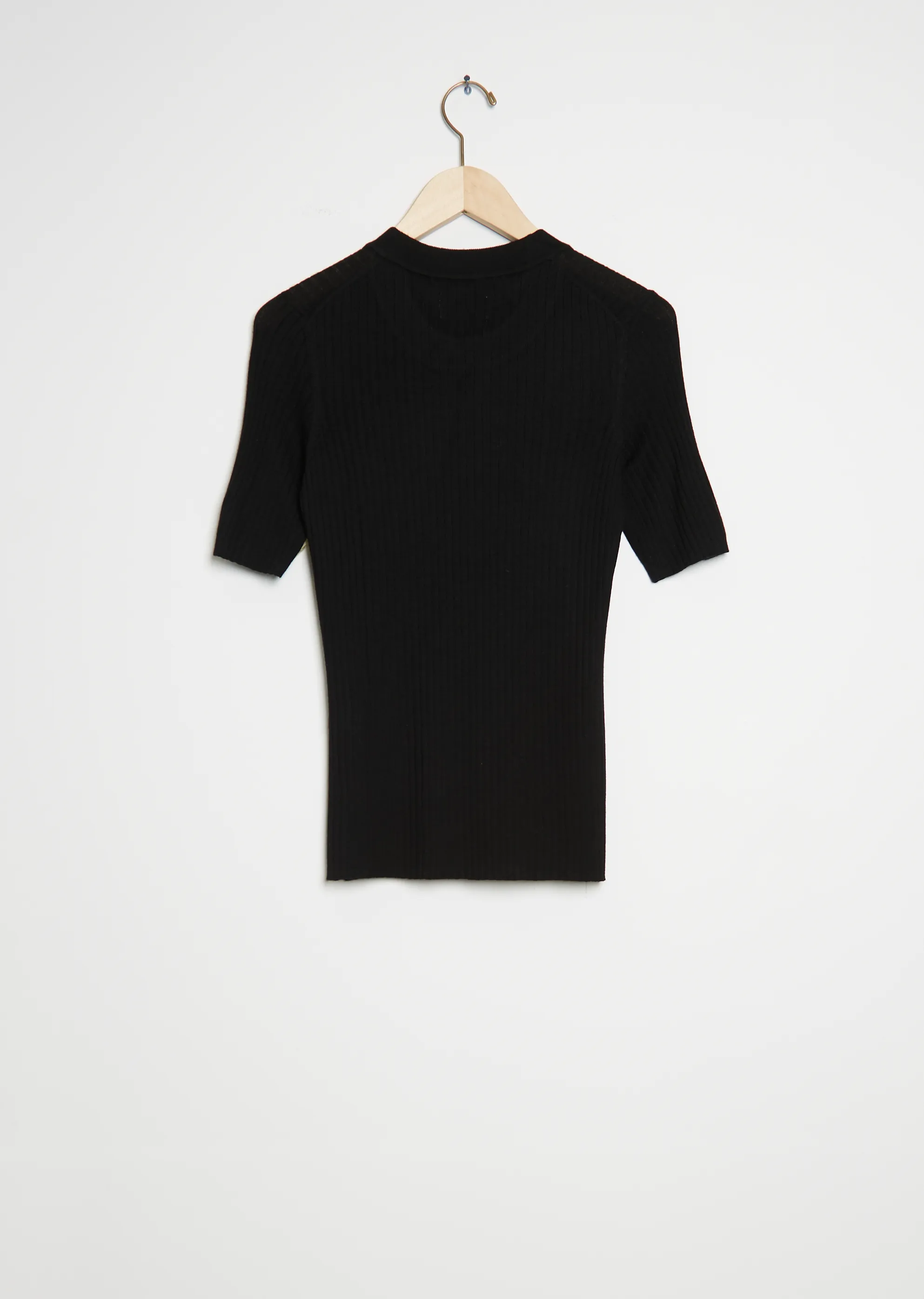 Jidda Wool-Cashmere Ribbed Sweater — Black