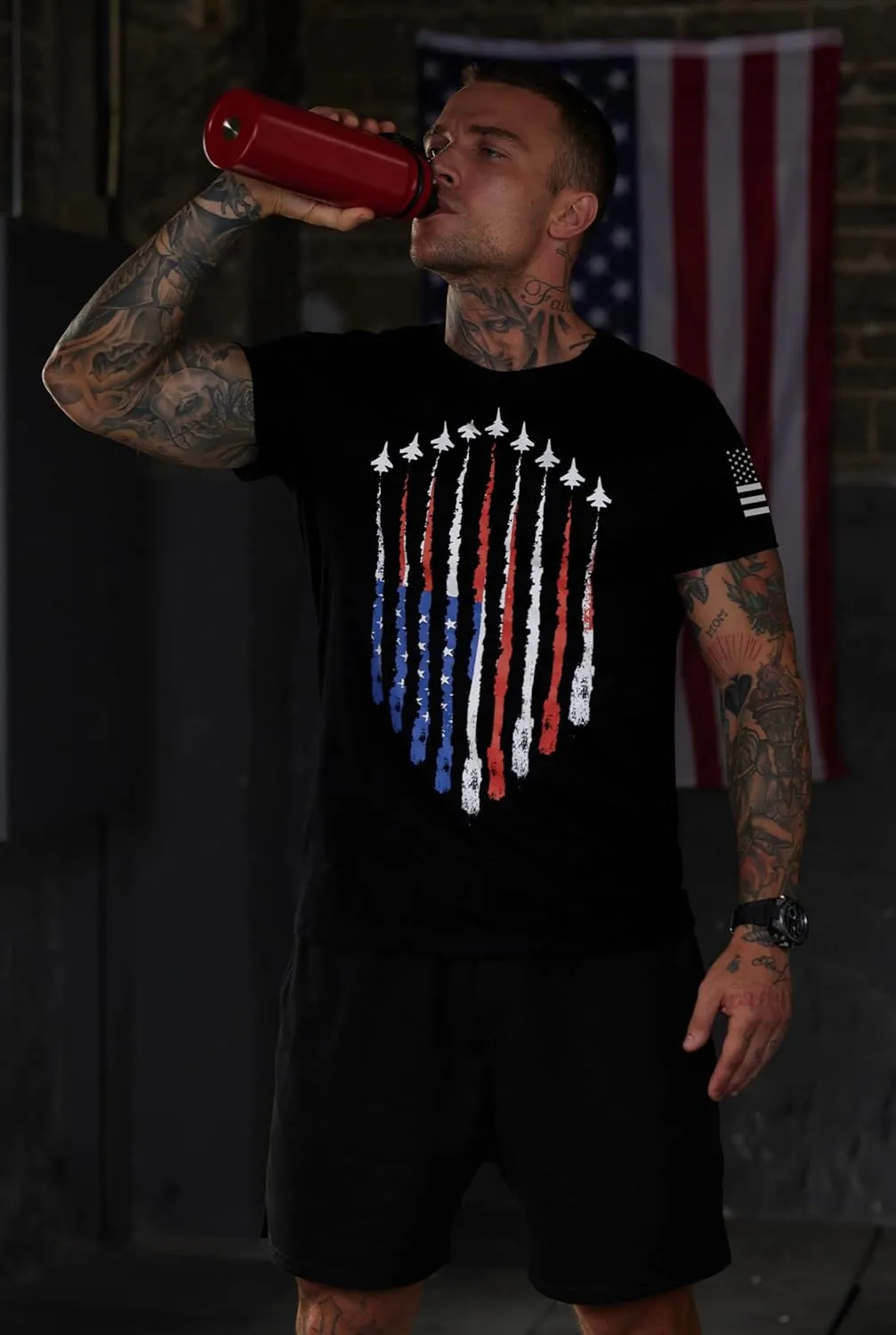 Mainfini Men's 4th of July T-Shirt American Flag 1776 Short Sleeve Tshirt (S-3XL)