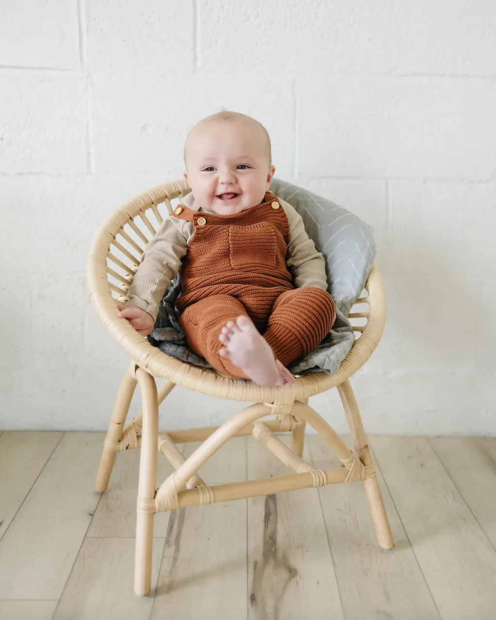 Mebie Baby - Organic Long Sleeve Ribbed Onesie in Oatmeal