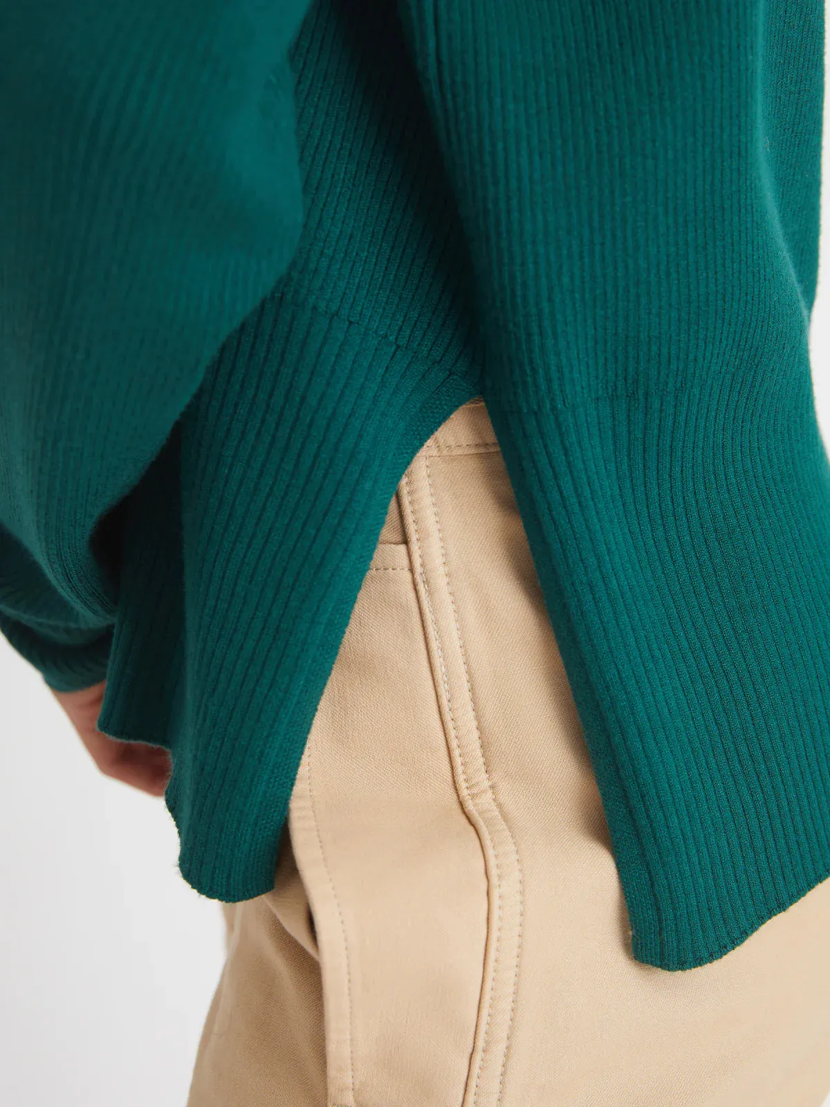 Ribbed Crew Neck Pullover Sweater
