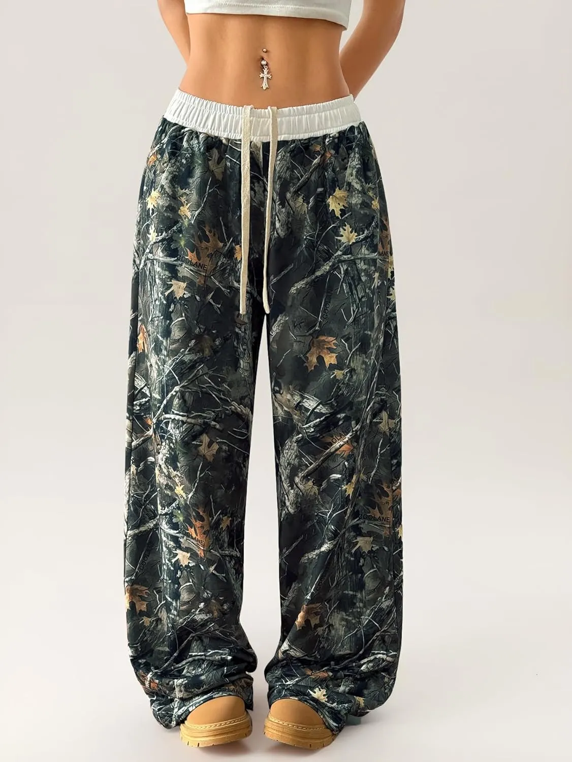 SOLY HUX Women's Camo Pants Wide Leg Baggy Sweatpants Elastic Waist Drawstring Loose Pants Trendy Y2K Drawstring Trousers