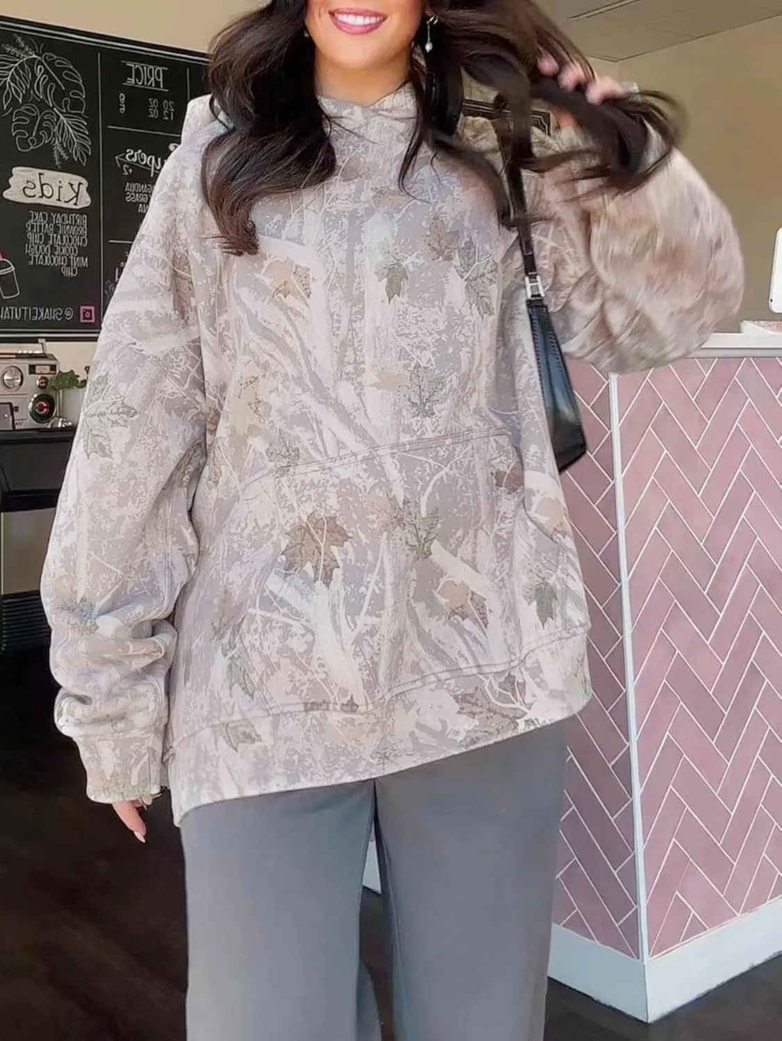 Womens Camo Maple Leaf Hoodie Oversized Lightweight Printed Fleece Hooded Sweatshirt with Pocket